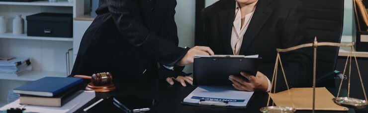 القانون الدبلوماسي والدولي